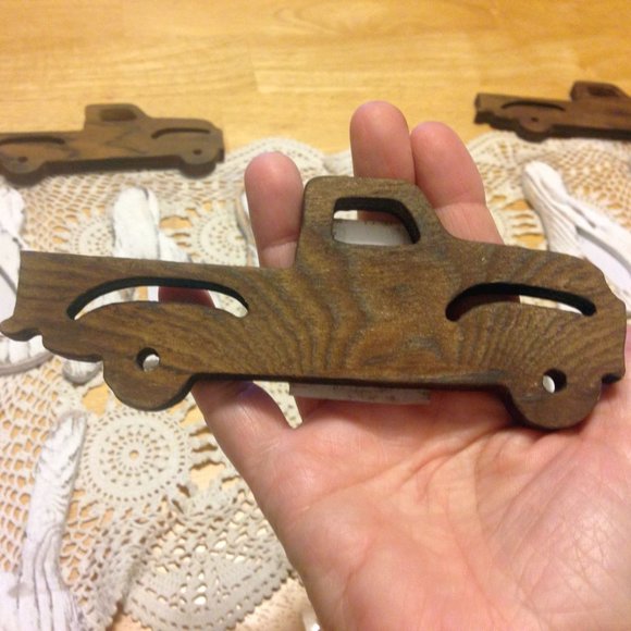 Craft Supplies - Whitewash letters and farmhouse truck cut outs - Picture 5 of 7